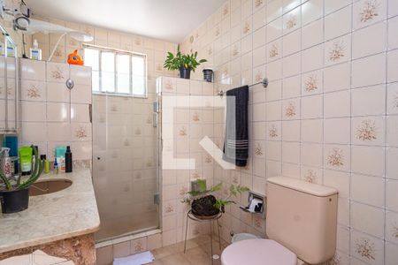 Casa à venda com 300m², 5 quartos e 3 vagas Casa à venda com 300m², 5 quartos e 3 vagasSuíte 2