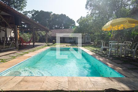 Casa à venda com 300m², 5 quartos e 3 vagas Casa à venda com 300m², 5 quartos e 3 vagasQuintal