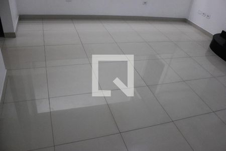 Sala  de casa para alugar com 4 quartos, 250m² em Parque Uirapuru, Guarulhos