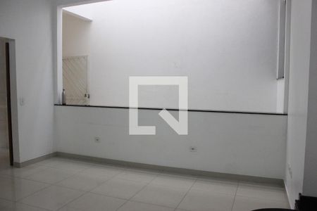 Sala  de casa para alugar com 4 quartos, 250m² em Parque Uirapuru, Guarulhos