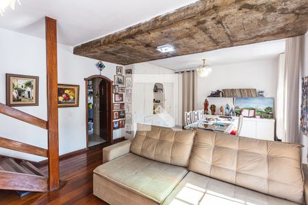 Sala de casa à venda com 4 quartos, 379m² em Santa Tereza, Belo Horizonte