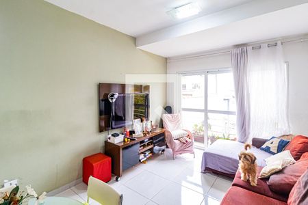 Sala de casa à venda com 2 quartos, 114m² em Jardim Cláudia, São Paulo