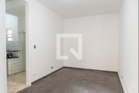 Sala/quarto de kitnet/studio para alugar com 1 quarto, 37m² em Cambuci, São Paulo