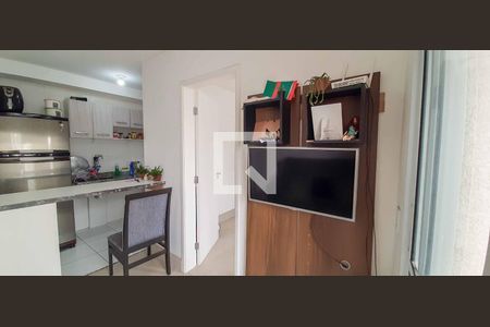 Sala de apartamento à venda com 2 quartos, 41m² em Vila Osasco, Osasco