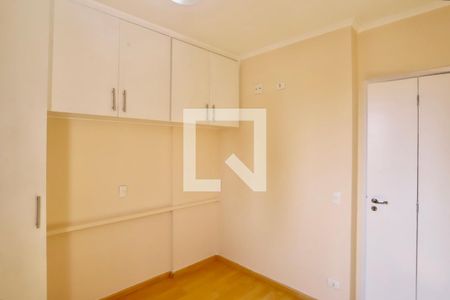 Quarto 1 de apartamento para alugar com 2 quartos, 50m² em Vila Bertioga, São Paulo