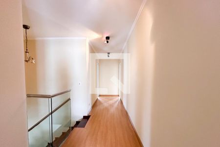 Corredor de casa para alugar com 4 quartos, 317m² em Parque dos Passaros, São Bernardo do Campo