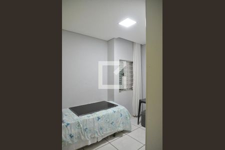 Quarto 2 de casa à venda com 3 quartos, 237m² em Jardim Santo Alberto, Santo André