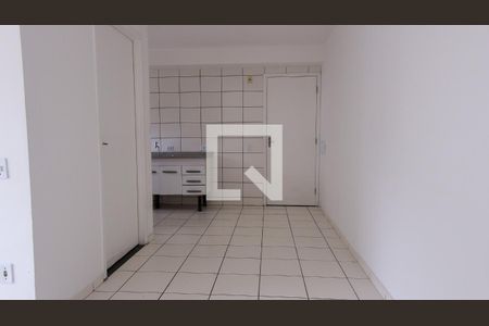 Sala de apartamento para alugar com 2 quartos, 45m² em Jardim Vila Formosa, São Paulo