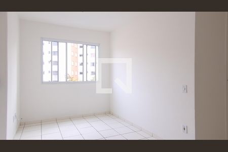 Sala de apartamento para alugar com 2 quartos, 45m² em Jardim Vila Formosa, São Paulo