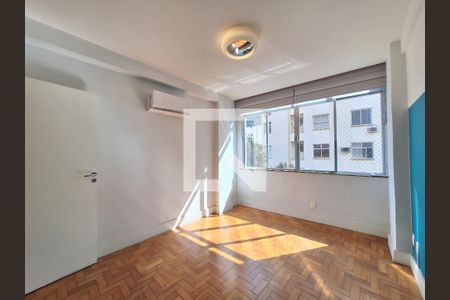 Quarto 1 de apartamento para alugar com 3 quartos, 66m² em Humaitá, Rio de Janeiro