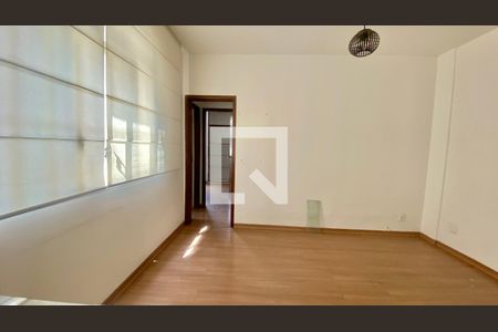 Sala de apartamento à venda com 2 quartos, 80m² em Coracao de Jesus, Belo Horizonte