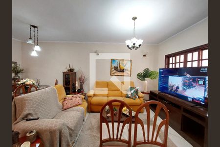 Sala de casa à venda com 3 quartos, 160m² em Cidade Dutra, São Paulo