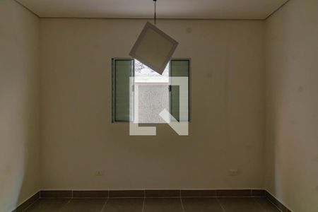 Quarto de casa para alugar com 1 quarto, 60m² em Vila Guarani (zona Sul), São Paulo