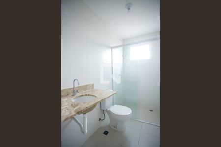 Apartamento para alugar com 68m², 2 quartos e 1 vaga Apartamento para alugar com 68m², 2 quartos e 1 vagaBanheiro da Suíte