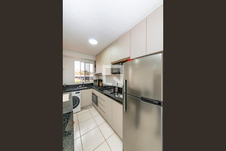 Cozinha de apartamento à venda com 2 quartos, 54m² em Palmeiras, Belo Horizonte