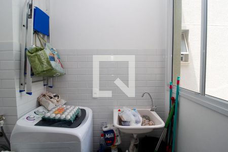 Área de Serviço de apartamento para alugar com 2 quartos, 52m² em Buritis, Belo Horizonte