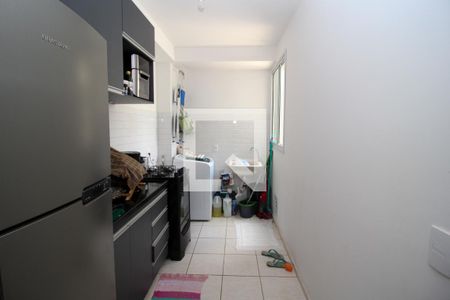 Cozinha de apartamento para alugar com 2 quartos, 52m² em Buritis, Belo Horizonte