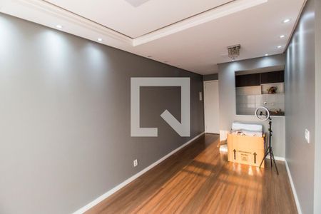 Sala  de apartamento para alugar com 2 quartos, 48m² em Vila Silviania, Carapicuíba