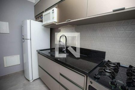 Apartamento à venda com 3 quartos, 63m² em Vila Satúrnia, Campinas