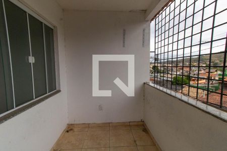 Sacada de casa para alugar com 2 quartos, 110m² em Rocha, São Gonçalo