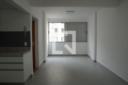 Sala de apartamento à venda com 1 quarto, 45m² em Vila Pompéia, São Paulo