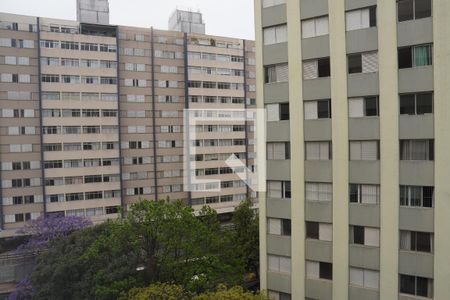 Sala de apartamento à venda com 1 quarto, 45m² em Vila Pompéia, São Paulo