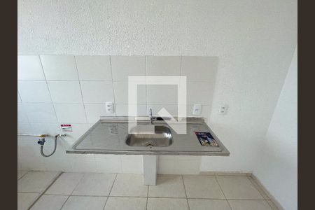 Cozinha de apartamento para alugar com 2 quartos, 47m² em Jardim Riacho das Pedras, Contagem