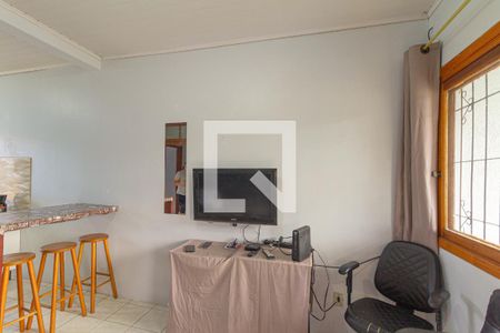 Sala de casa para alugar com 2 quartos, 44m² em Guajuviras, Canoas