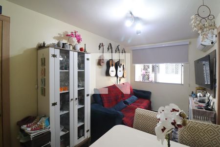 Sala de apartamento à venda com 2 quartos, 48m² em Santos Dumont, São Leopoldo