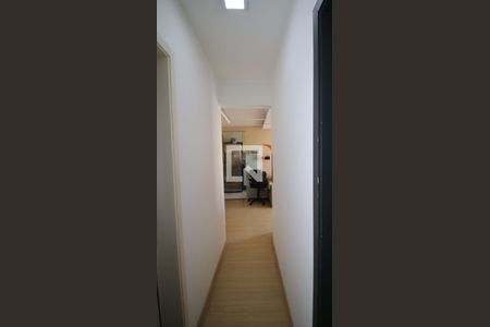 Sala - Corredor de apartamento à venda com 2 quartos, 45m² em Engenho da Rainha, Rio de Janeiro