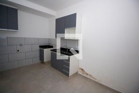 Sala e Cozinha de kitnet/studio para alugar com 1 quarto, 28m² em Jardim Miriam, São Paulo