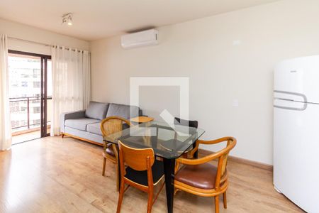 Sala de apartamento para alugar com 1 quarto, 42m² em Vila Nova Conceição, São Paulo