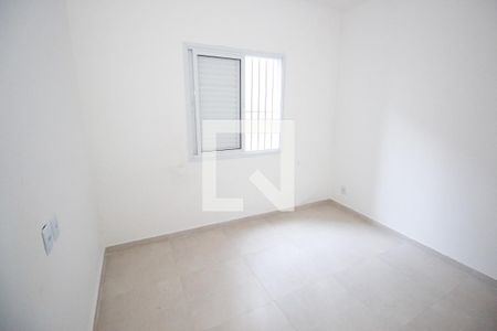 Quarto de kitnet/studio para alugar com 1 quarto, 28m² em Jardim Miriam, São Paulo