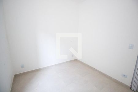 Quarto de kitnet/studio para alugar com 1 quarto, 28m² em Jardim Miriam, São Paulo