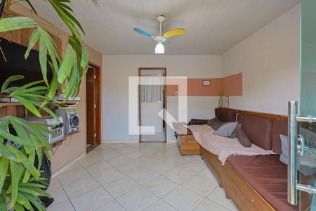 Sala de casa para alugar com 3 quartos, 100m² em Tupi, Belo Horizonte