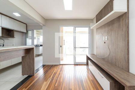 Sala de Estar de apartamento à venda com 2 quartos, 63m² em Parada Inglesa, São Paulo