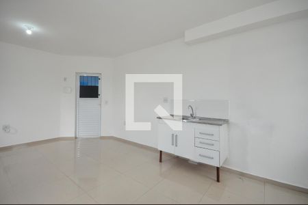 Cozinha de kitnet/studio para alugar com 1 quarto, 25m² em Parque Pinheiros, Taboão da Serra