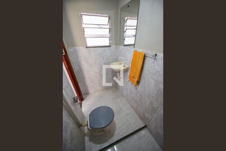 Banheiro de casa de condomínio para alugar com 1 quarto, 50m² em Piedade, Rio de Janeiro