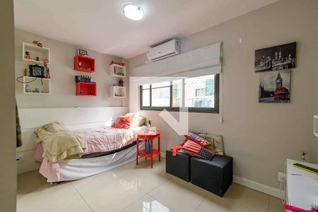 Quarto 1 de apartamento à venda com 3 quartos, 210m² em Recreio dos Bandeirantes, Rio de Janeiro