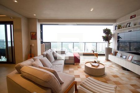 Sala de apartamento para alugar com 3 quartos, 134m² em Vila Madalena, São Paulo