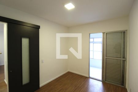 Quarto de apartamento à venda com 1 quarto, 47m² em Vila Nova Conceição, São Paulo