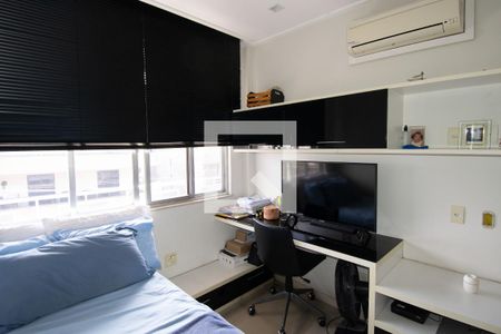 Quarto 1 de apartamento à venda com 3 quartos, 120m² em I. Governador, Rio de Janeiro