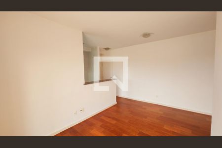 Sala de apartamento para alugar com 2 quartos, 69m² em Retiro, Jundiaí