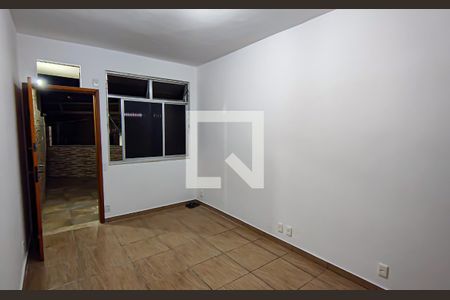 sala de apartamento para alugar com 0 quarto, 35m² em Pechincha, Rio de Janeiro