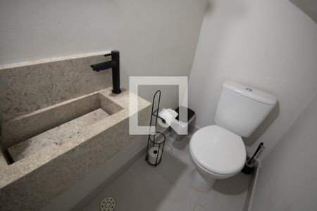 Lavabo de casa de condomínio à venda com 2 quartos, 70m² em Vila Maria Alta, São Paulo