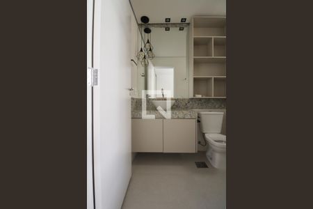 Banheiro da Suíte de apartamento para alugar com 1 quarto, 33m² em Paquetá, Belo Horizonte