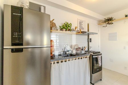 Cozinha de apartamento para alugar com 1 quarto, 25m² em Vila Buarque, São Paulo