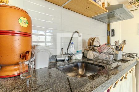 Cozinha de apartamento para alugar com 1 quarto, 25m² em Vila Buarque, São Paulo