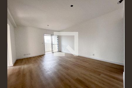 Apartamento à venda com 70m², 2 quartos e 1 vagaSala