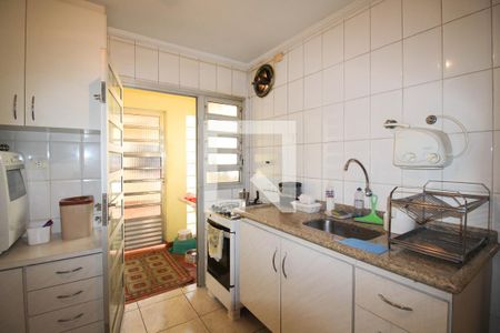 Casa à venda com 175m², 3 quartos e 3 vagas Casa à venda com 175m², 3 quartos e 3 vagasCozinha